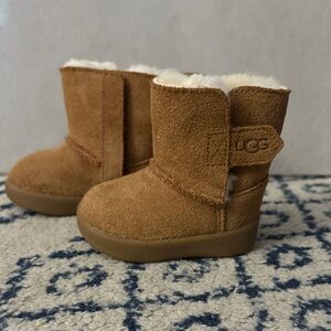 UGG Chestnut Kids Boots
